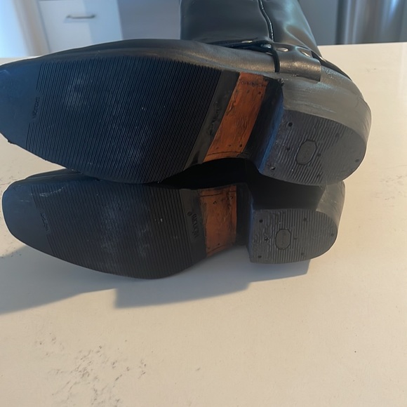 Black, leather harness boots excellent for motorcycle, hardly worn - Picture 6 of 6